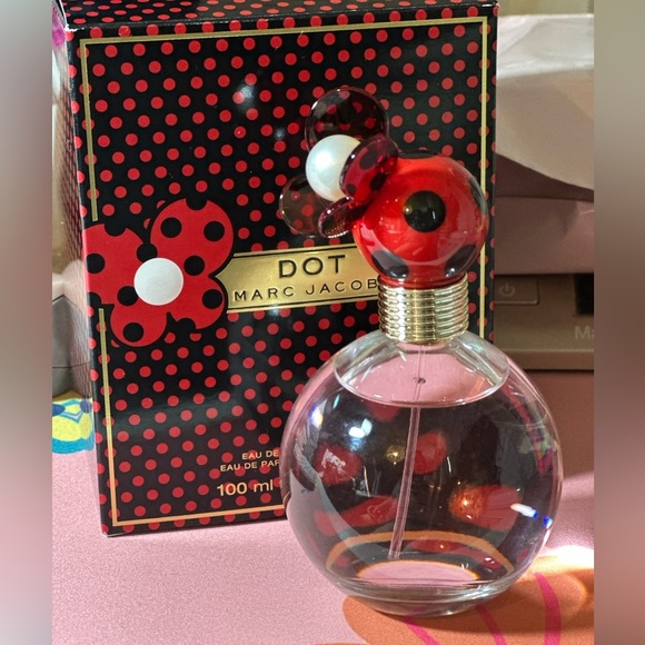 - DOT Marc Jacobs 3.3 FL OZ - Picture 3 of 7